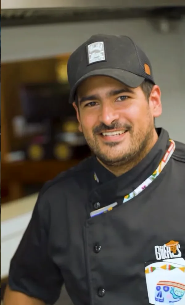 Entrevista al Chef Víctor Aguilar: El Sabor Real de México en Santiago